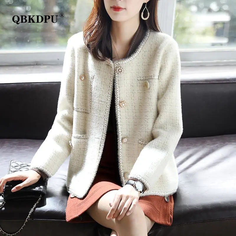 Elegant Crew Neck Soft Mink Cashmere Short Jacket Chic Pearl Button Long Sleeve Design Sweater Cardigan  Style Knit Coat