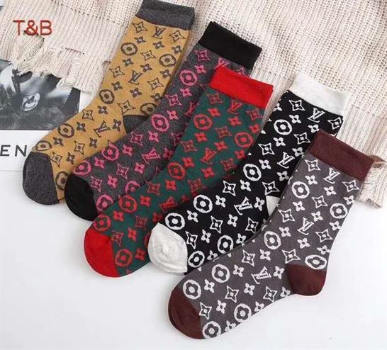 LOUIS VUITTON SOCKS – LVSS17